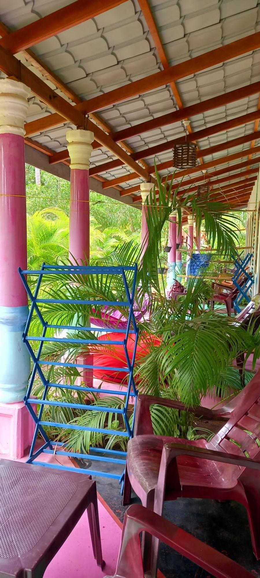 טרינקומאלה Elena Garden Resort And Restaurant מראה חיצוני תמונה